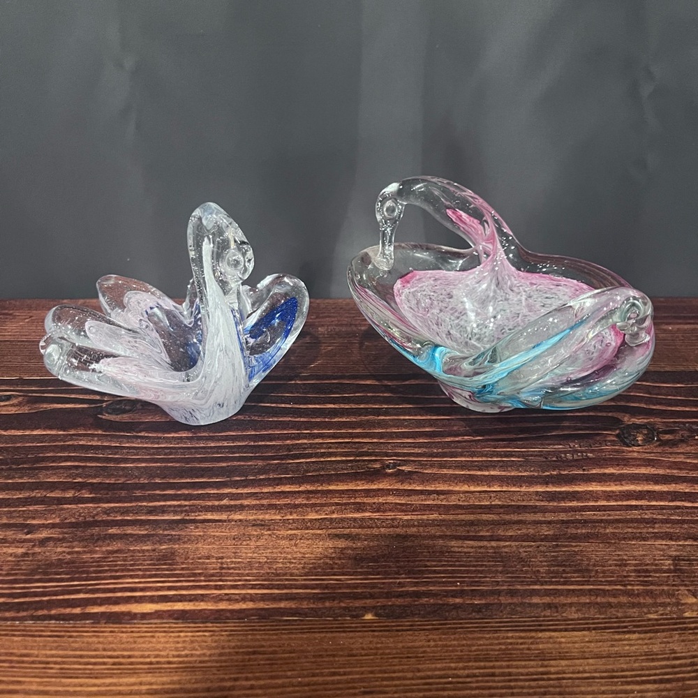 Murano Made in‎ Italy Handblown Glass Swan Shaped Figure & Bowl.
